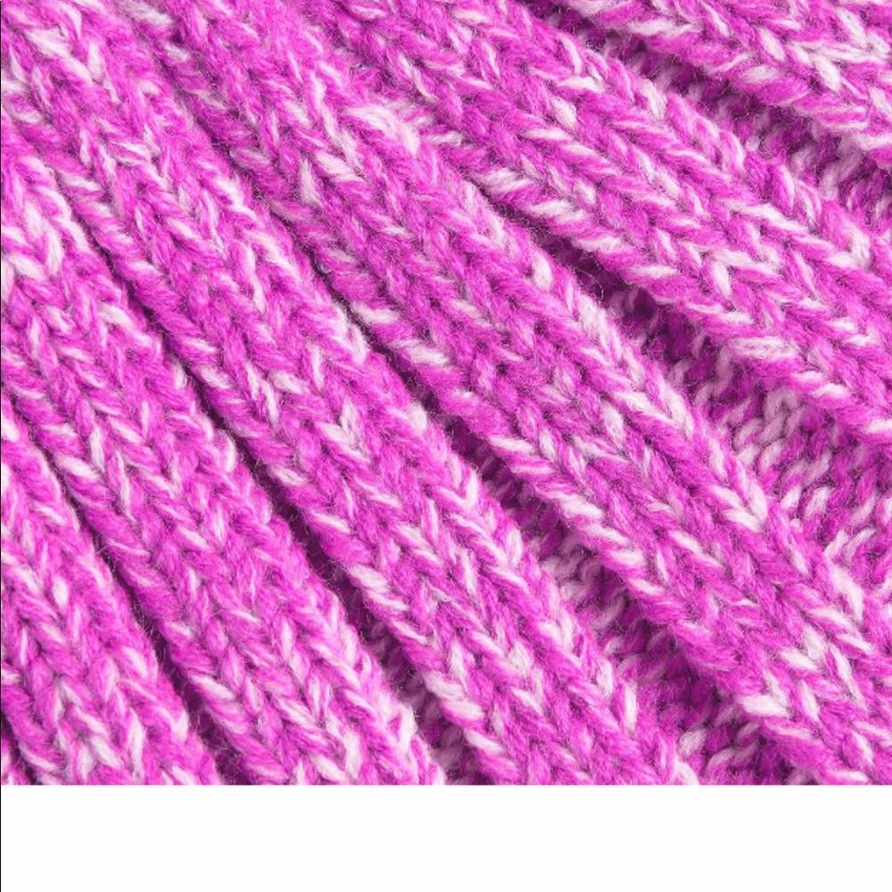 Mermaid Tail Blanket - Picture 2 of 7
